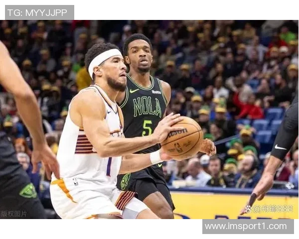 布克坦言需提高出手频率目标在比赛中展现更强侵略性