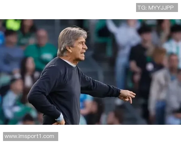 西甲10月最佳主帅候选人分析阿隆索佩莱格里尼与伊尼戈佩雷斯的表现与前景 西甲10月最佳主帅候选人分析阿隆索佩莱格里尼与伊尼戈佩雷斯的表现与前景