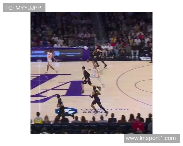 雷迪克谈东契奇投篮表现称其选择并无糟糕之处尽管命中率低下 雷迪克谈东契奇投篮表现称其选择并无糟糕之处尽管命中率低下