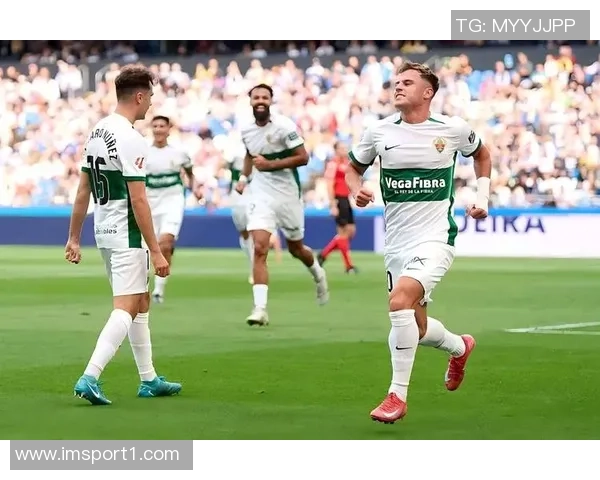 埃尔切主席盛赞弗洛伦蒂诺为人和蔼看球时光充满乐趣 埃尔切主席盛赞弗洛伦蒂诺为人和蔼看球时光充满乐趣