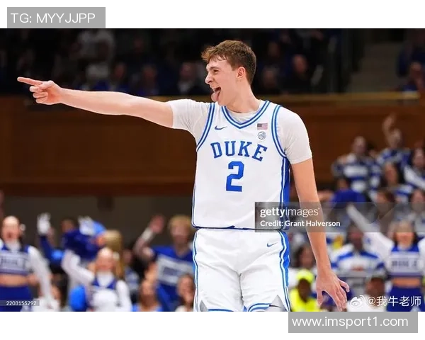 弗拉格的控卫经历为其从容表现奠定坚实基础 弗拉格的控卫经历为其从容表现奠定坚实基础